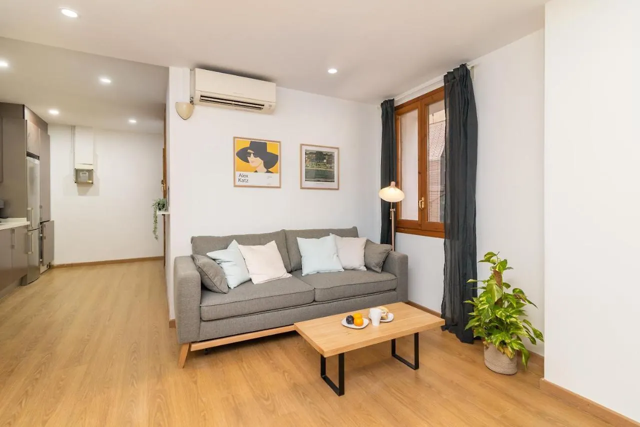 Barcelona Apartments In Born España